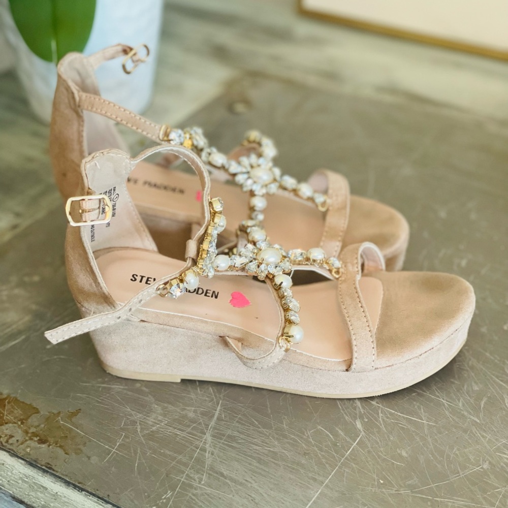 Steve Madden girls heel with jewels
